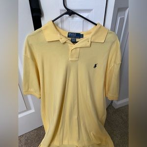 Men’s Ralph Lauren Polo size large, gently worn. Yellow.